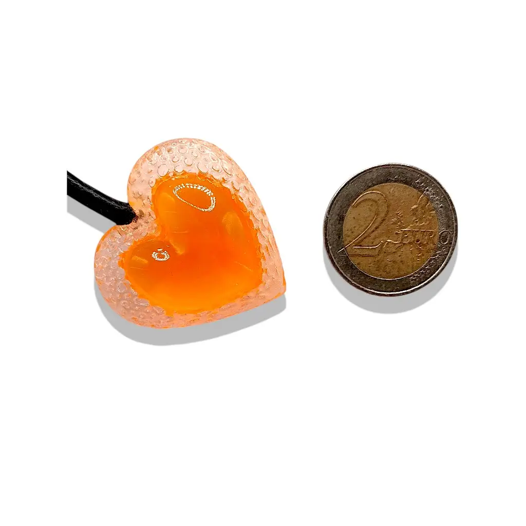 Grand pendentif Cœur Voronoï orange en résine imprimée en 3D