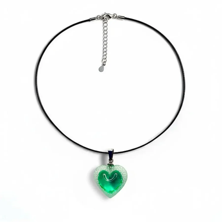 Collier cœur Voronoï vert en résine avec cordon en cuir 1 mm et chaîne de rallonge en acier inoxydable