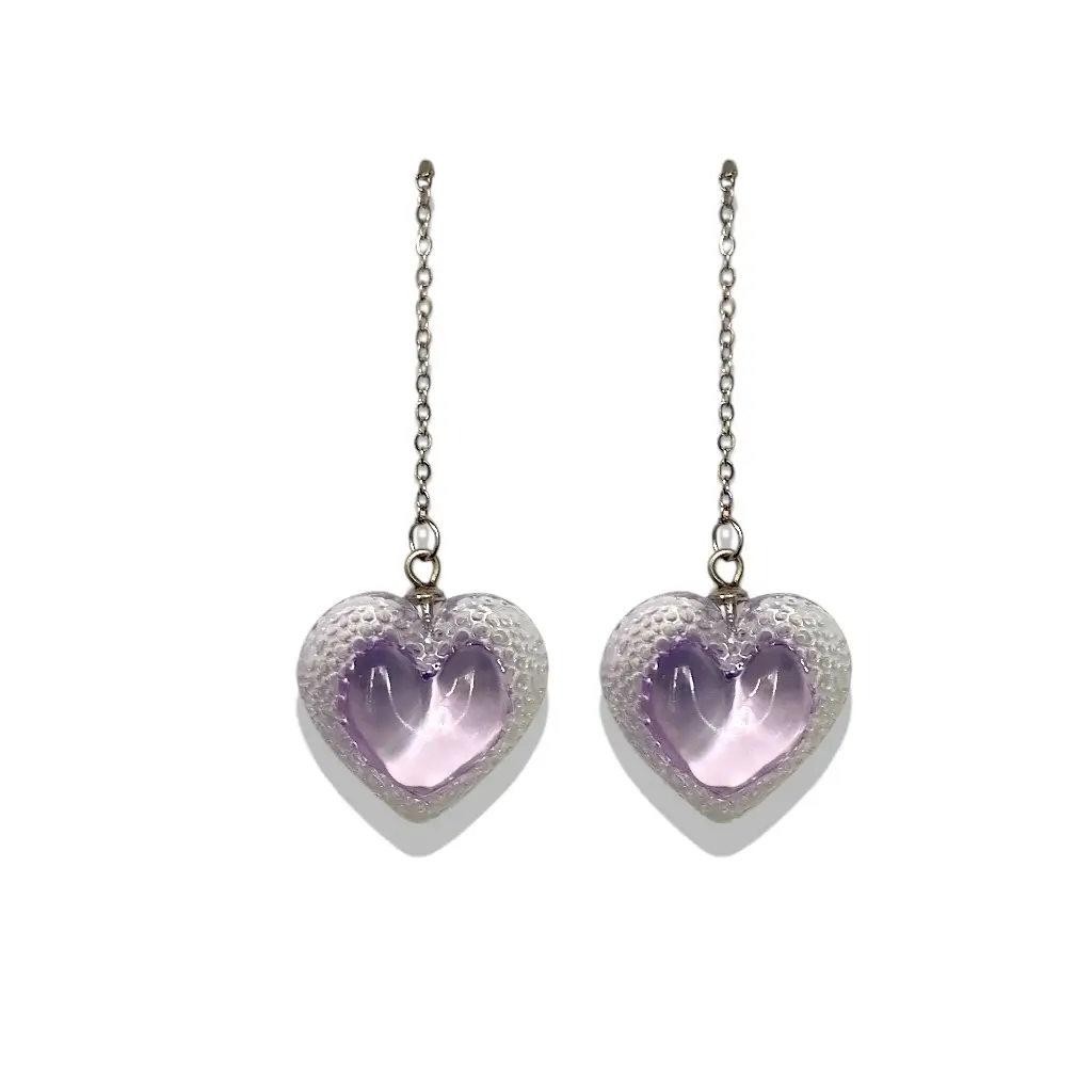 paire de boucles d’oreilles cœur voronoï chaîne fine violettes