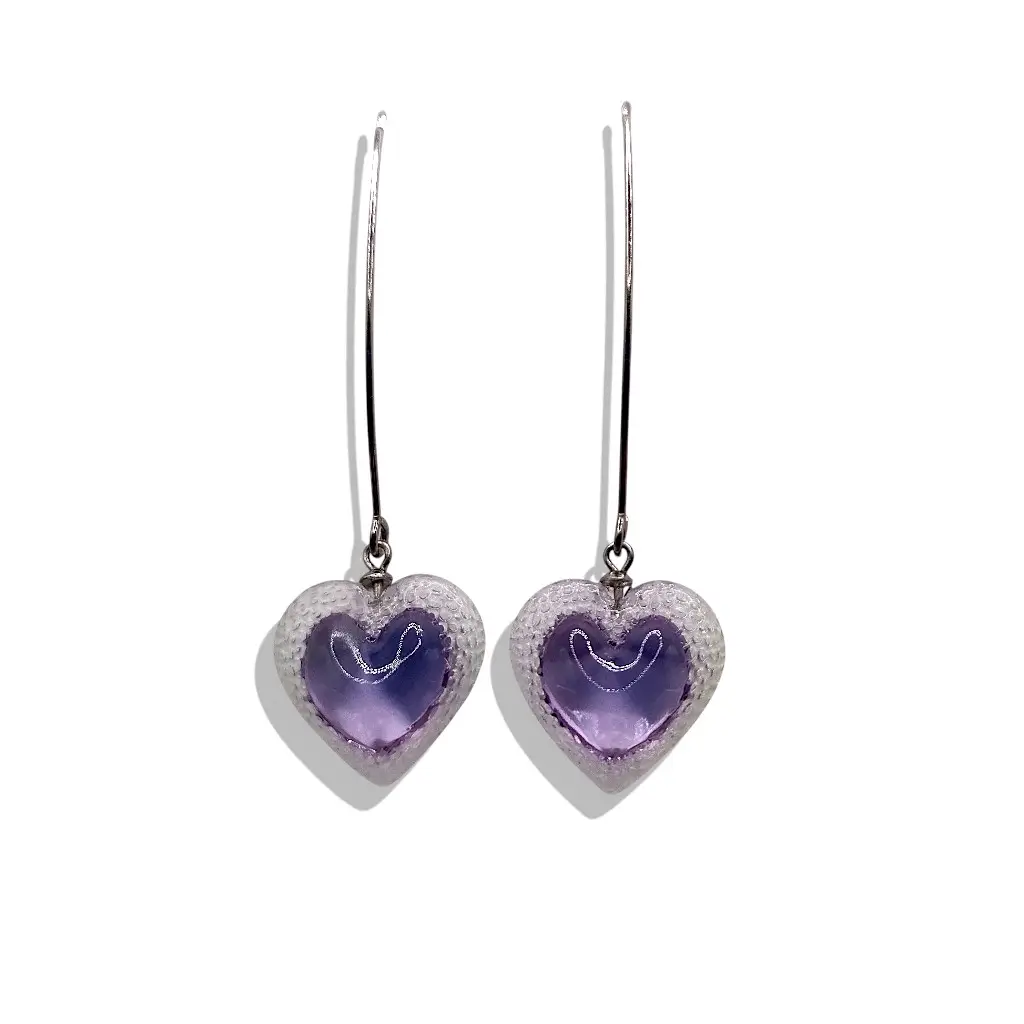 paire de boucles d’oreilles cœur voronoï violet long crochet