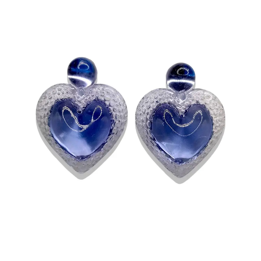 boucles d’oreilles à pointe violettes en résine paire