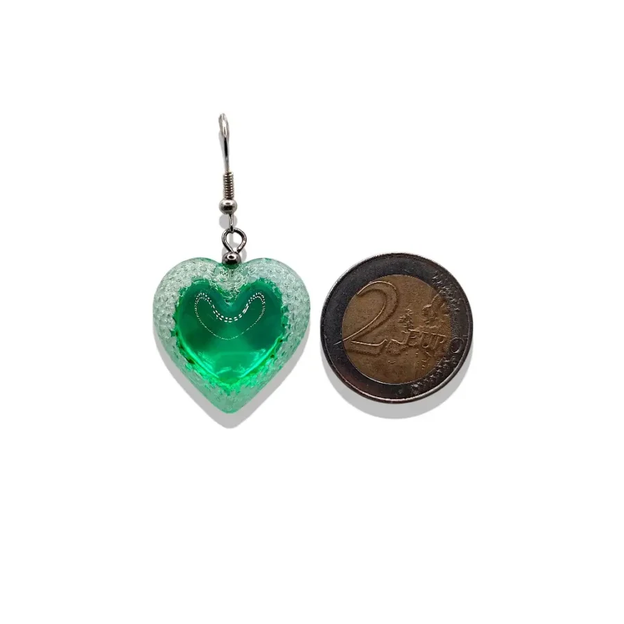 Boucles d’oreilles vertes grand modèle avec pièce de 2 euros pour comparaison