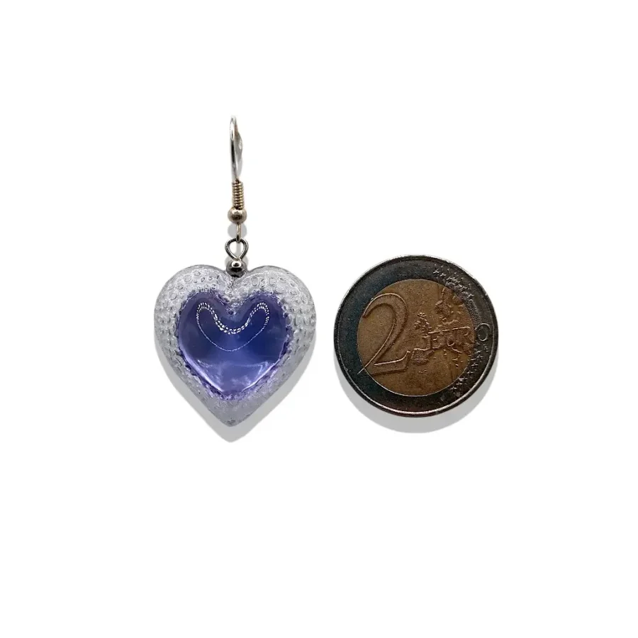 Boucles d’oreilles crochets violet grand modèle avec pièce de 2 euros pour comparaison de taille